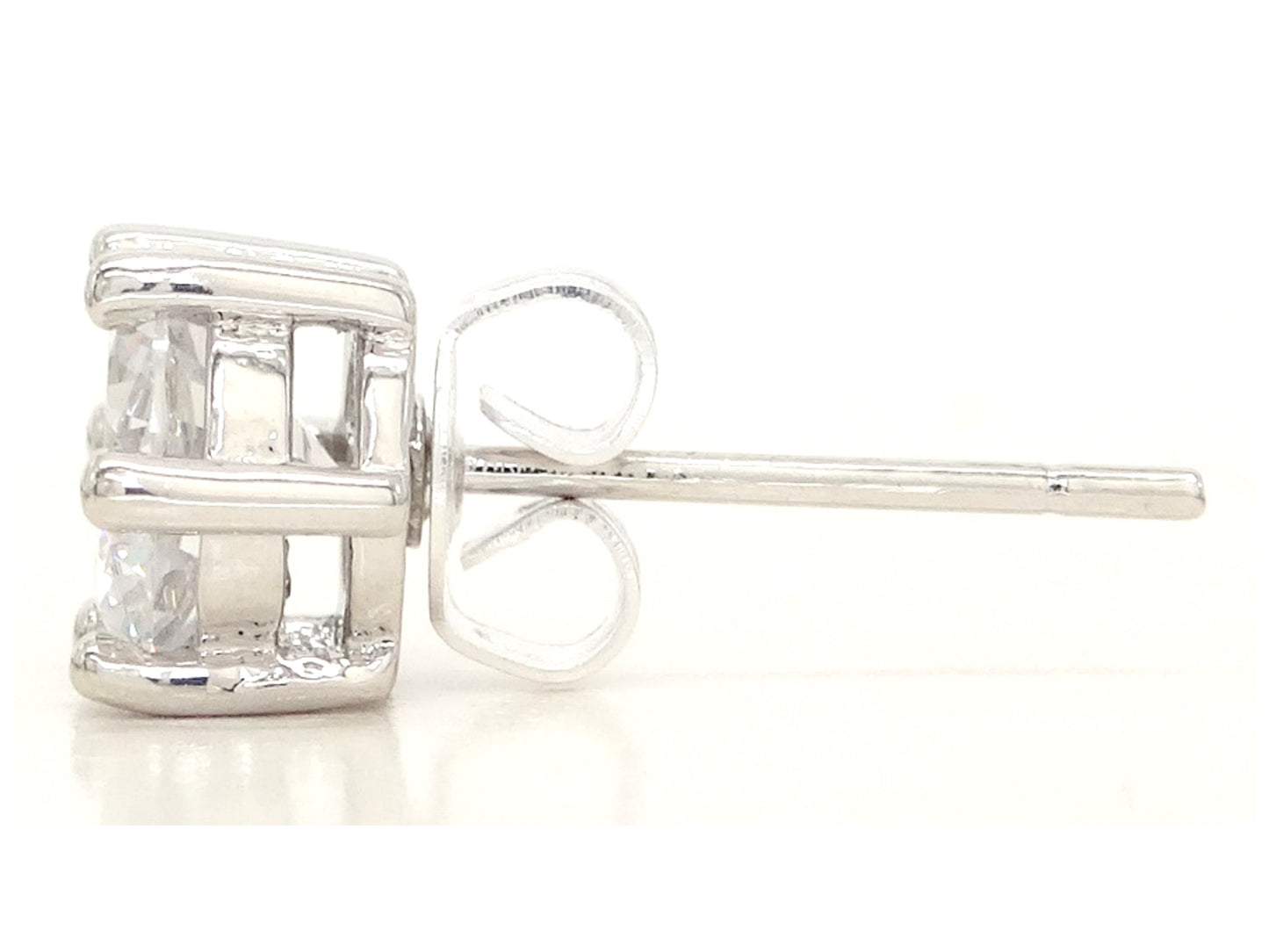 Clear gem silver stud earrings SIDE