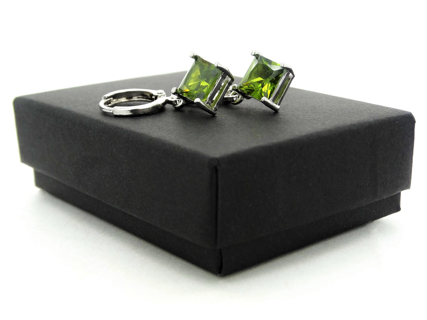 Green princess white gold earrings GIFT BOX