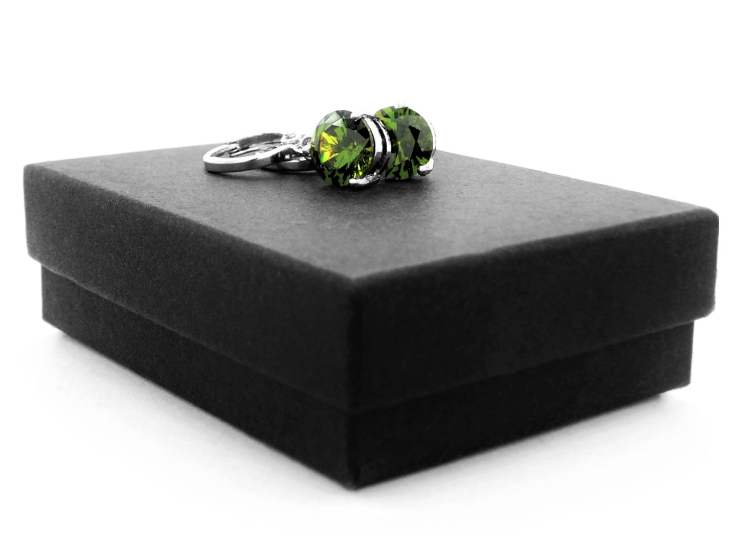 White gold green round gem necklace and earrings GIFT BOX