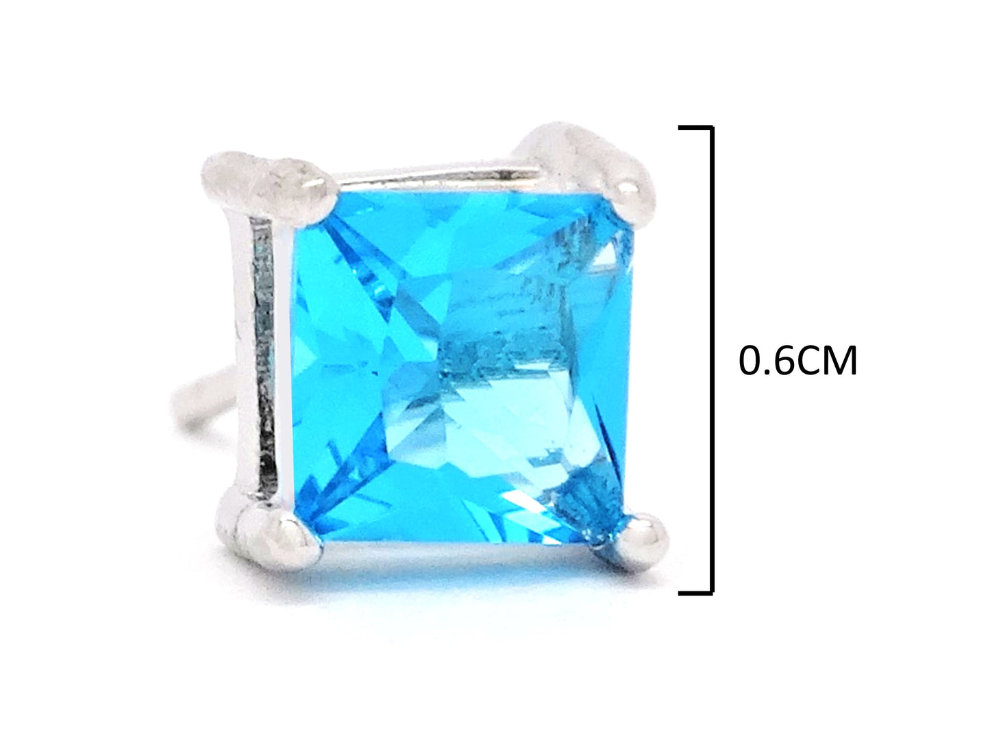 Blue princess stud earrings MEASUREMENT