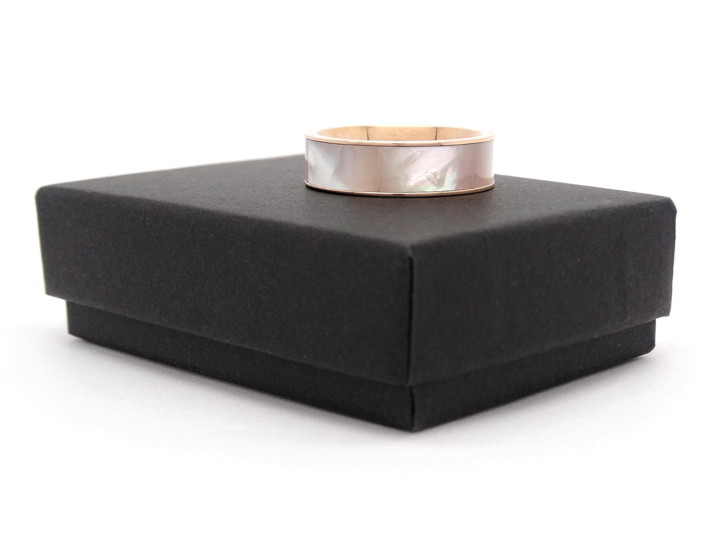 White abalone shell band ring GIFT BOX