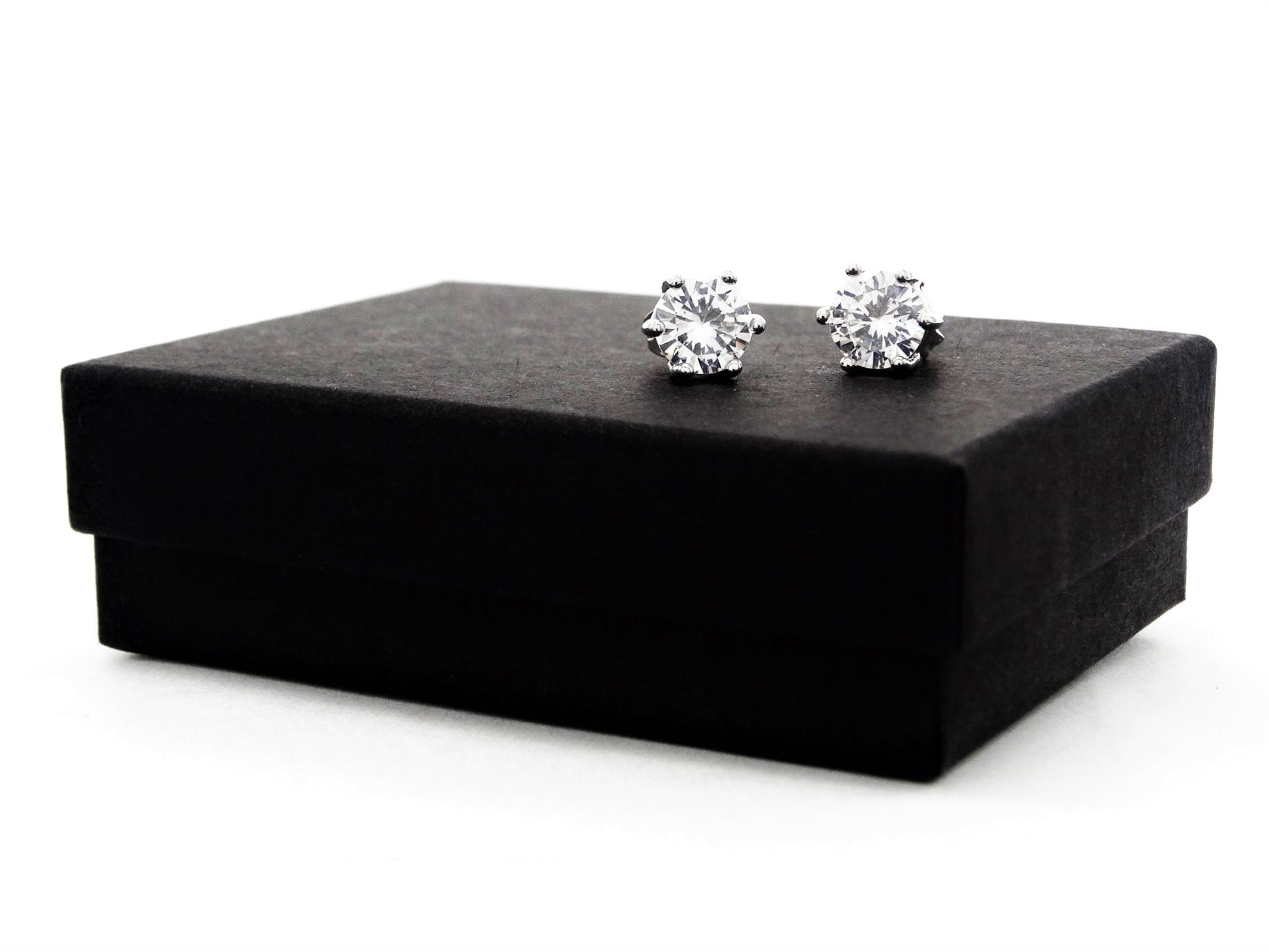 Clear gem silver stud earrings GIFT BOX