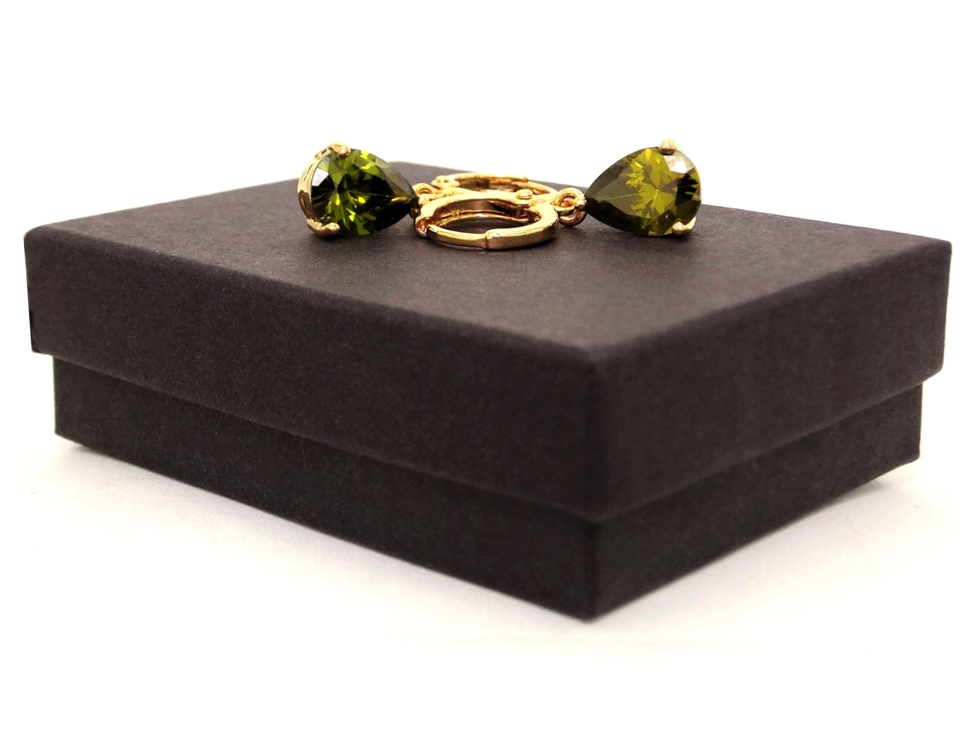 Yellow gold green pear gem necklace and earrings GIFT BOX