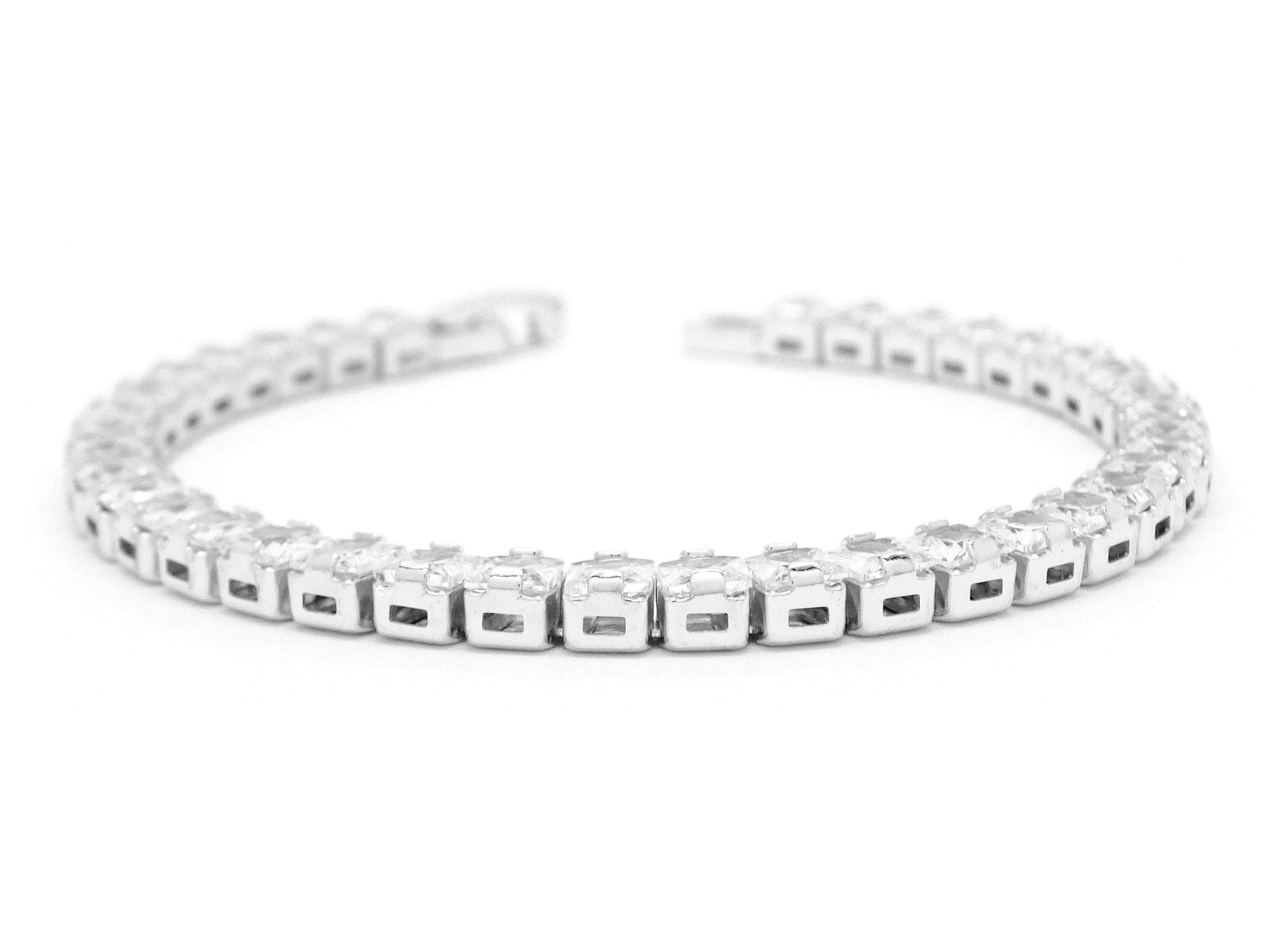 White gold princess white tennis bracelet DISPLAY