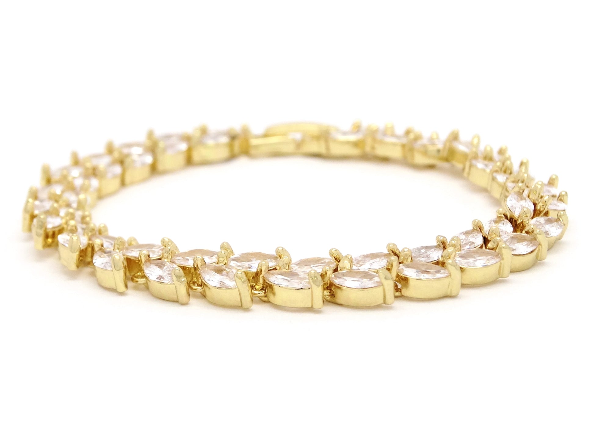 White marquise yellow gold bracelet DISPLAY