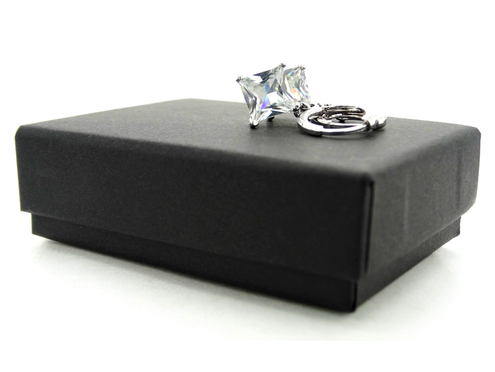 Clear princess white gold earrings GIFT BOX