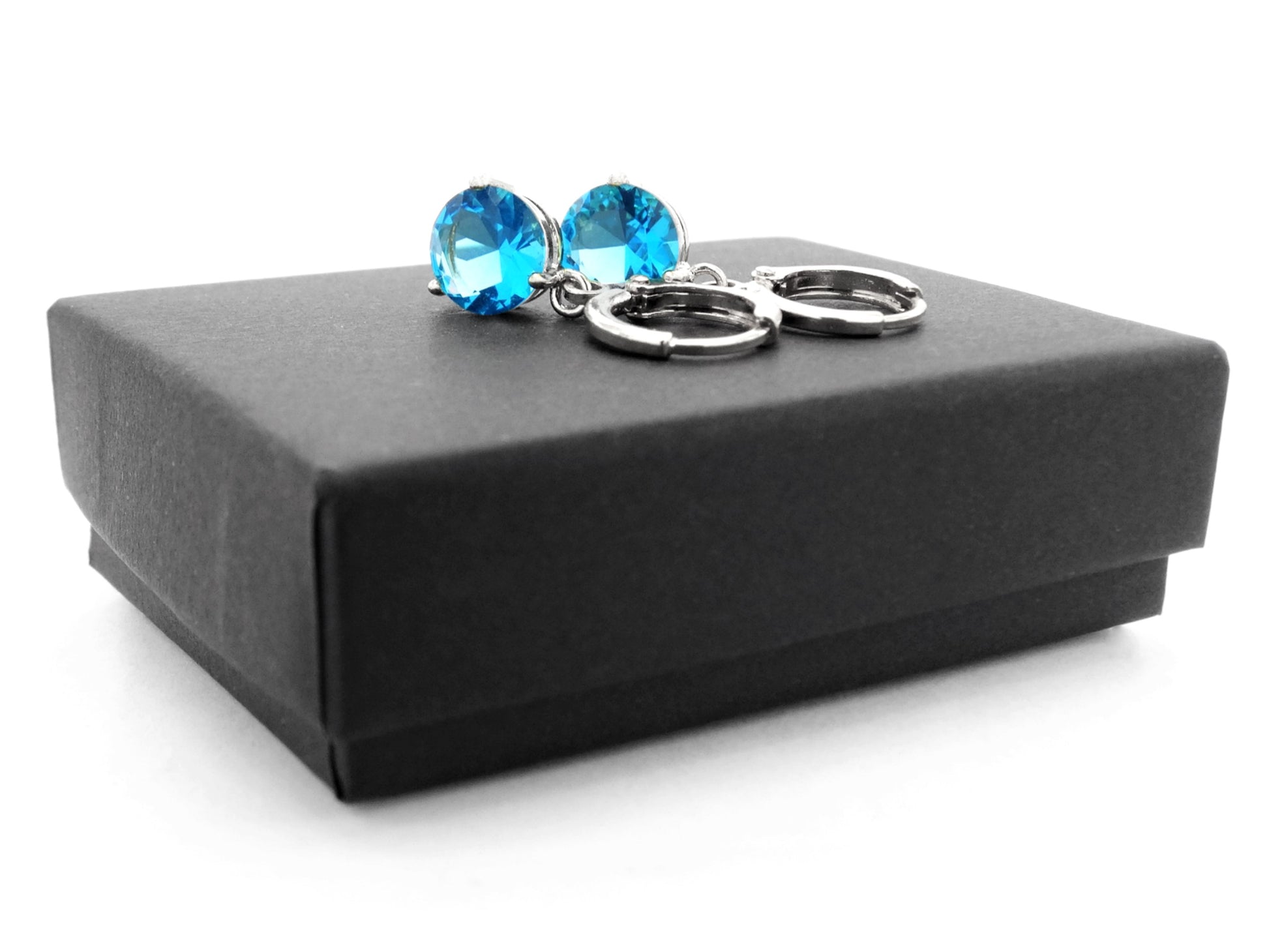 White gold blue round gem necklace and earrings GIFT BOX
