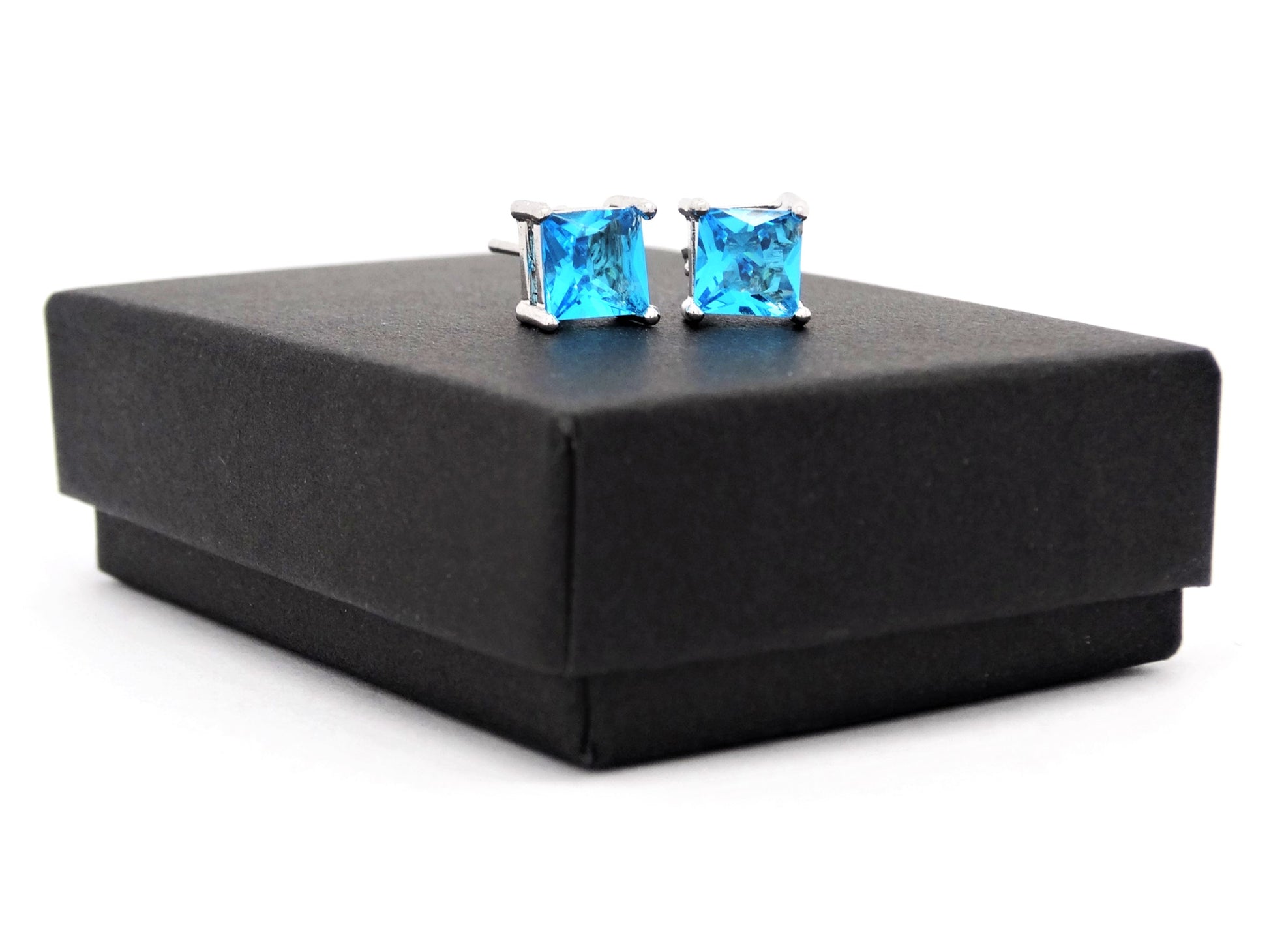 Blue princess stud earrings GIFT BOX