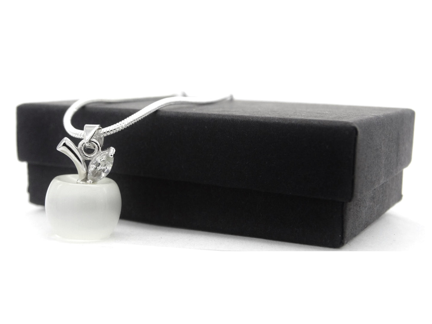 White apple moonstone silver necklace GIFT BOX