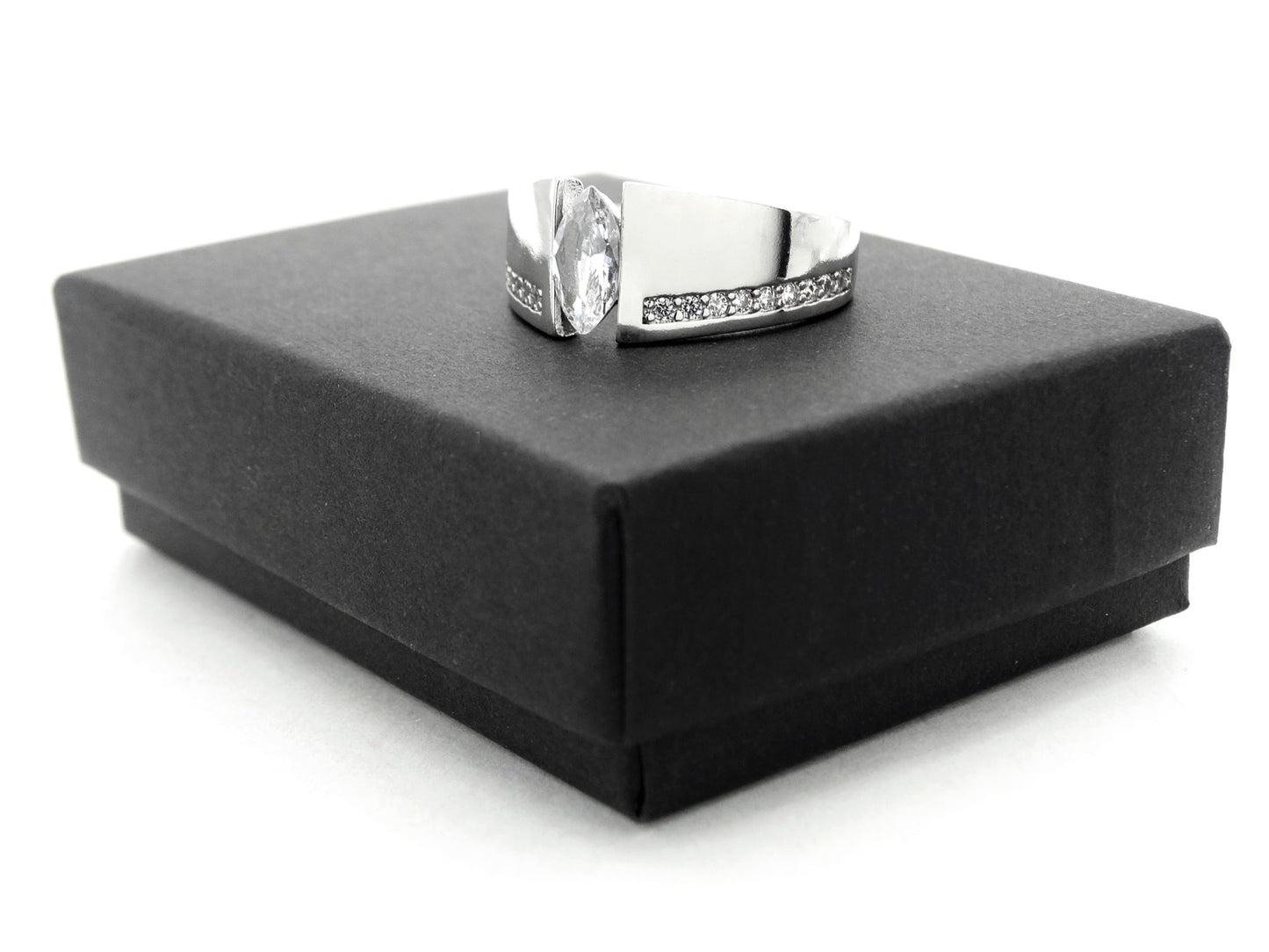 Sterling silver white marquise ring GIFT BOX