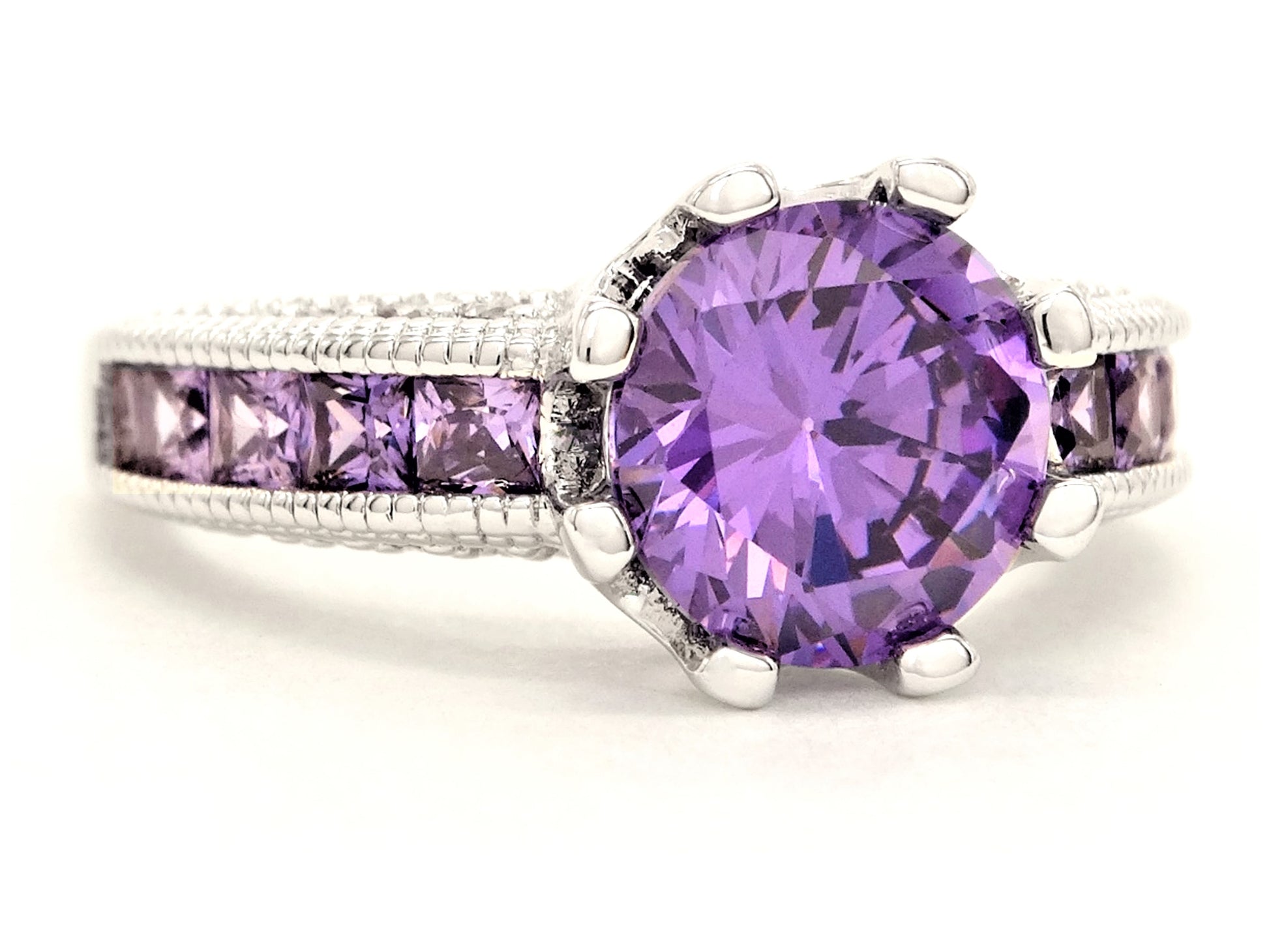 Purple sterling silver round gem ring SIDE